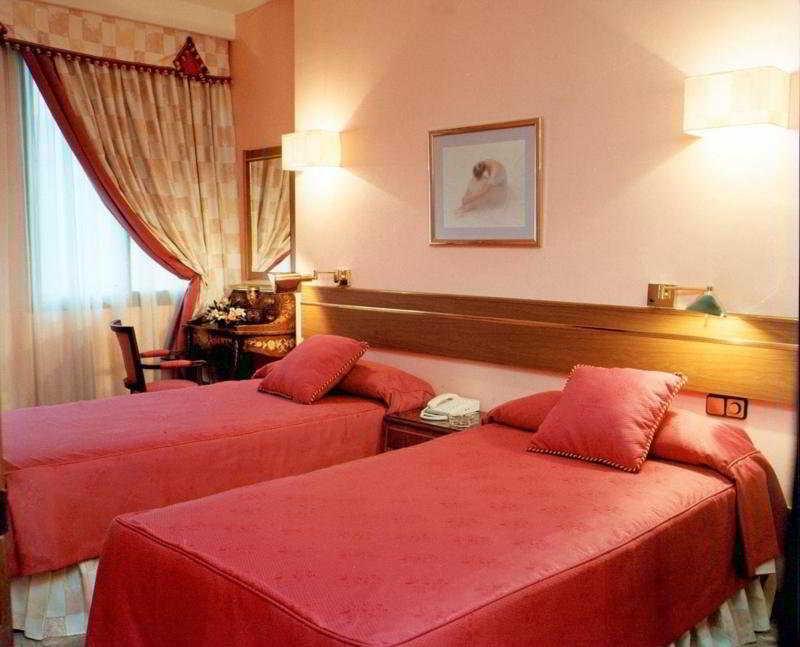 Foxa 25 Hotell Madrid Rom bilde