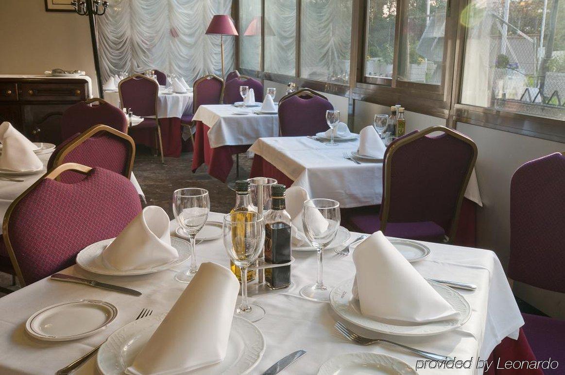 Foxa 25 Hotell Madrid Restaurant bilde