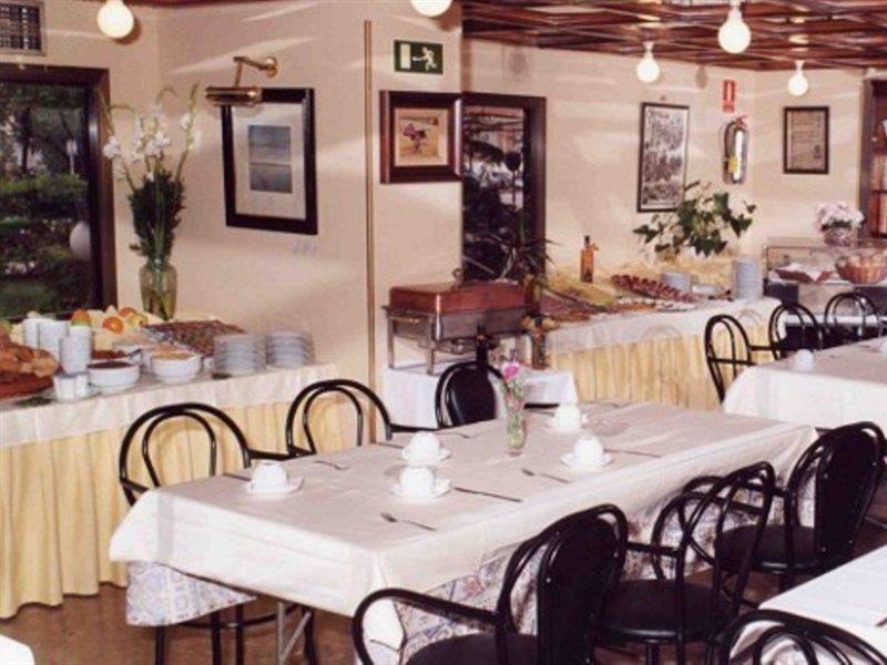 Foxa 25 Hotell Madrid Eksteriør bilde