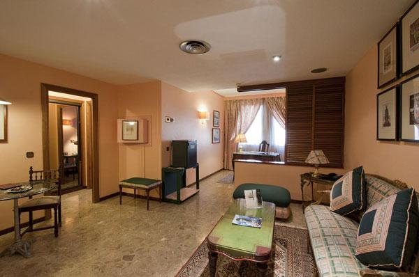 Foxa 25 Hotell Madrid Rom bilde